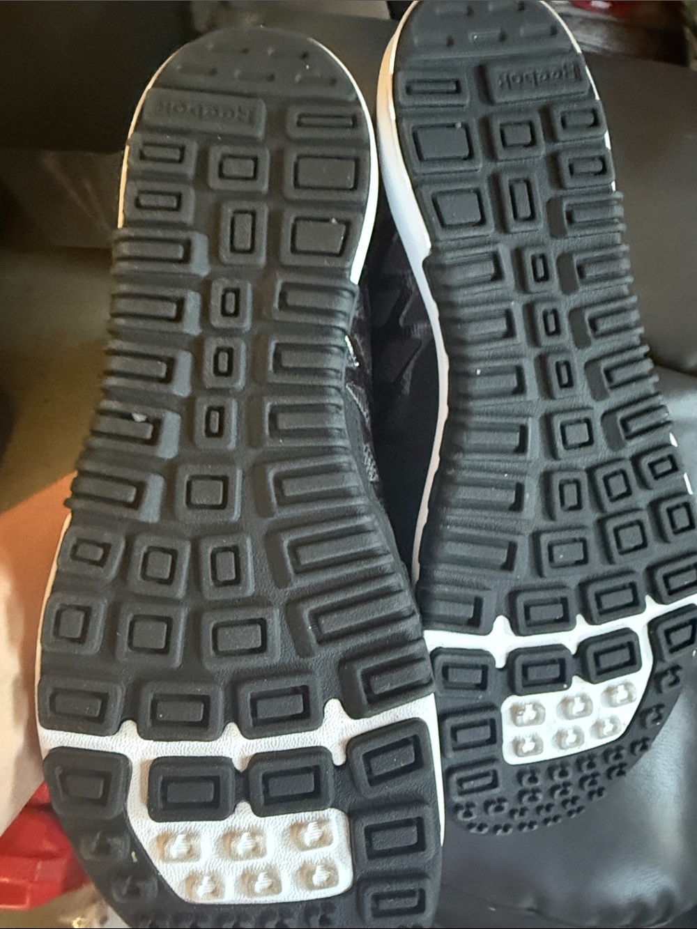 Reebok Black Sneakers with Red & White Logo Accents - Picture 4 of 4